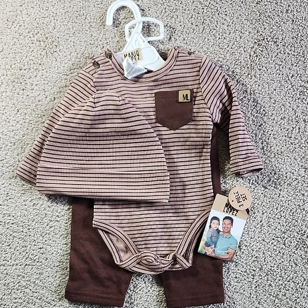 Mario Lopez Kids Baby Boy 3-Piece Set Striped Bodysuit Pants Hat 3/6 M NWT